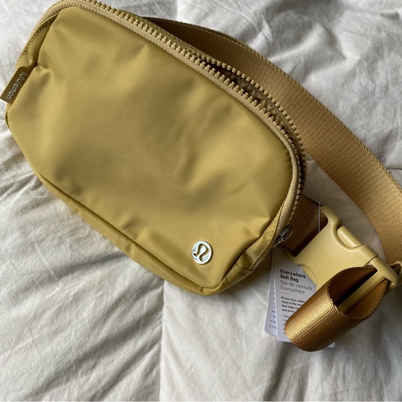 lululemon everywhere belt bag - Picture 4 of 4